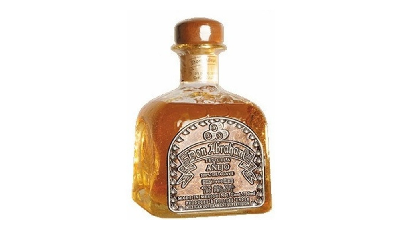 Order Don Abraham Organic Single Estate Extra Anejo Tequila 750mL food online from JR Food Mart store, Camarillo on bringmethat.com