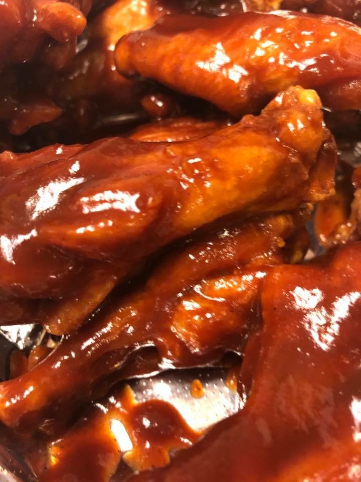 Order Fresh Buffalo Chicken Wings food online from David Pizza store, Quincy on bringmethat.com