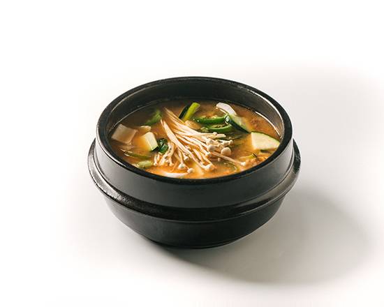 Order Soybean Paste Stew (Dwenjang Cchigue) food online from Ombu Grill store, Los Angeles on bringmethat.com