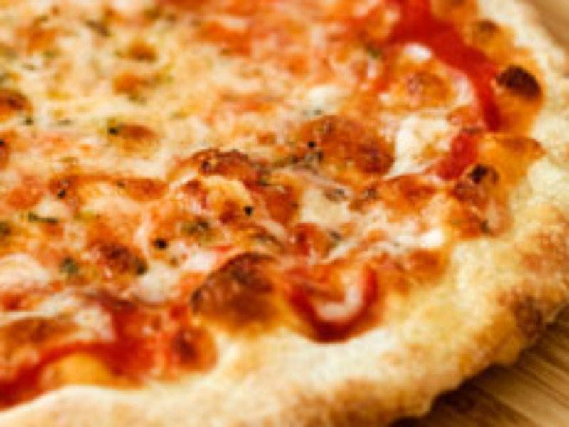 Order Basic Cheese Pizza - Personal 9'' food online from American Classic Pizzaria store, Billings on bringmethat.com