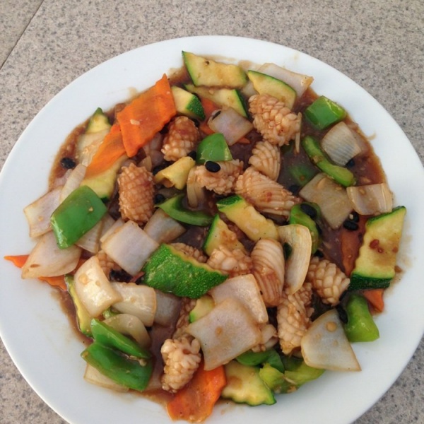 Order S9. Calamari with Black Bean Sauce food online from Tsing Tao Restaurant store, Richmond on bringmethat.com