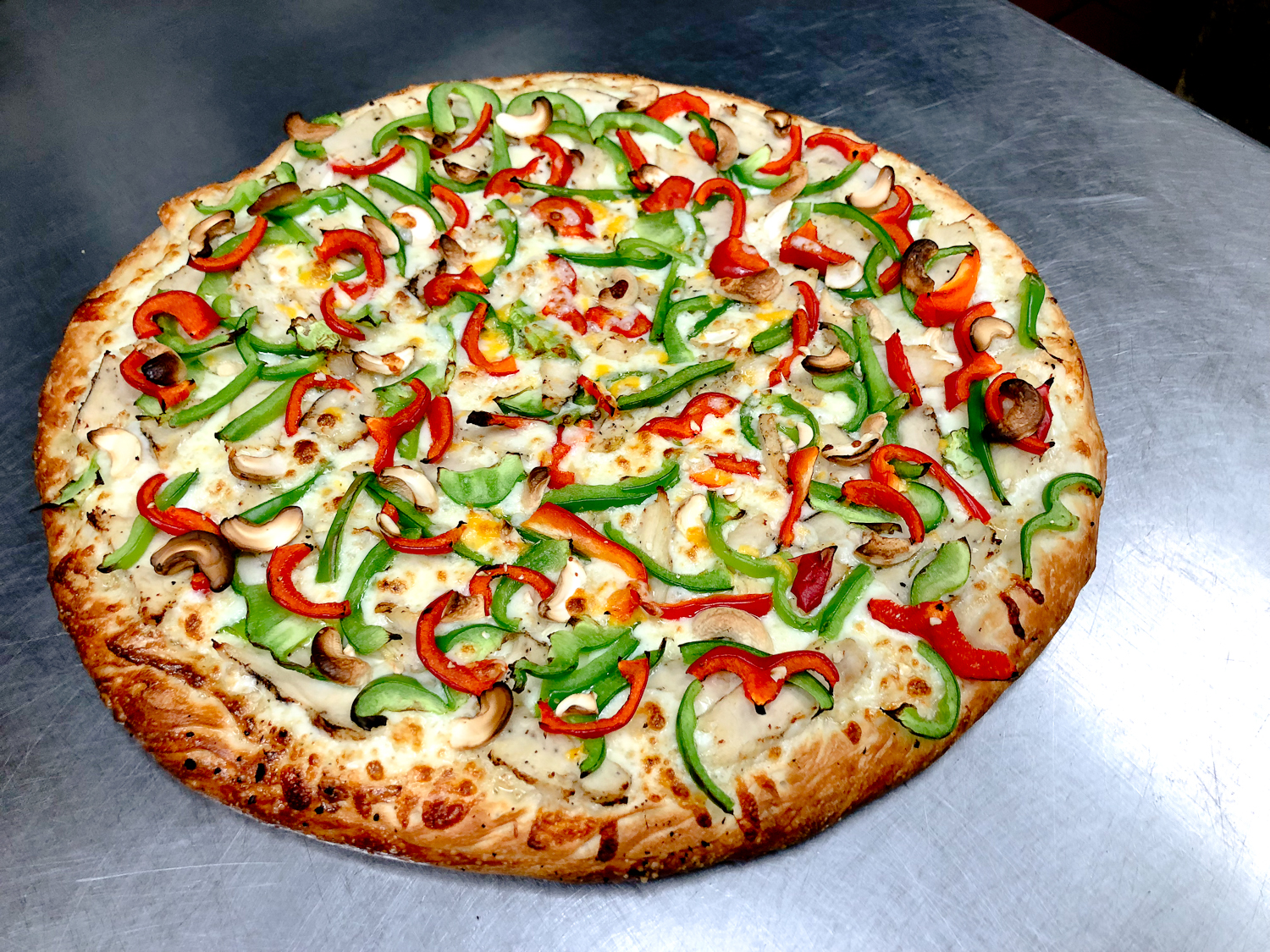 Order 43. Chicken Orient Pizza food online from Pappageorggeo Pizza store, San Jose on bringmethat.com