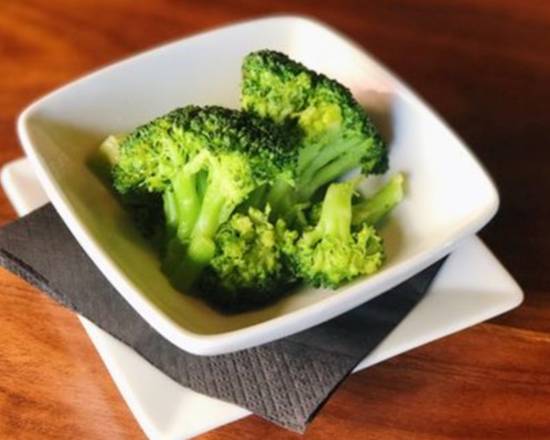 Order Steamed Broccoli food online from Sedona Taphouse store, Midlothian on bringmethat.com
