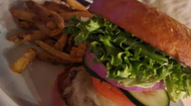Order Burger food online from Store House Market And Eatery store, Bastrop on bringmethat.com