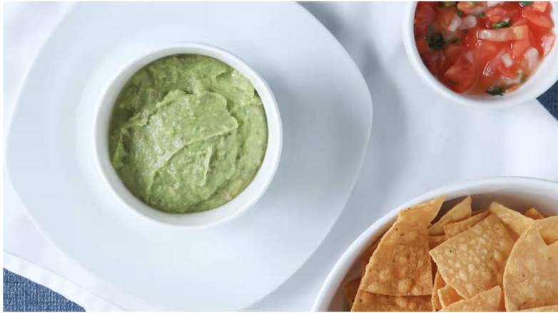 Order Guacamole & Chips (Small) food online from El Huarache Loco store, Larkspur on bringmethat.com