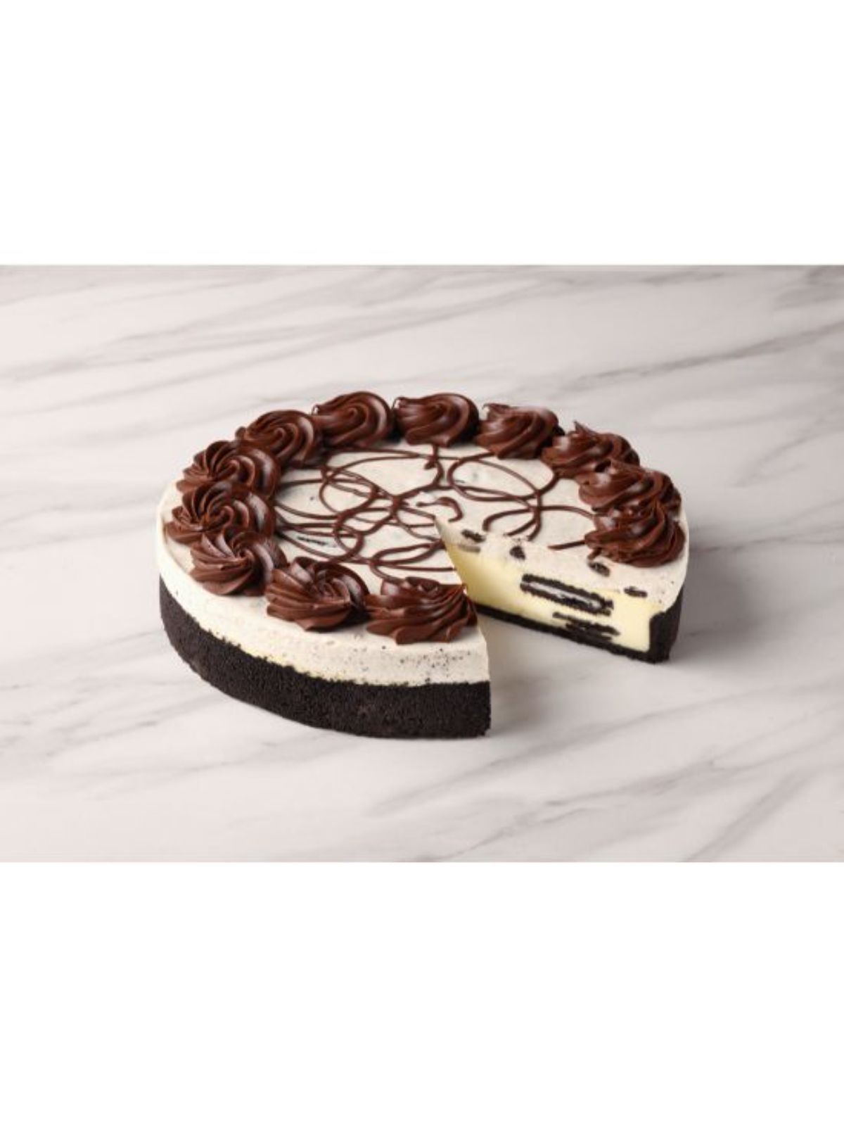 Order The Cheesecake Factory Bakery 10" Oreo® Cookies & Cream Cheesecake (76 oz) food online from Stock-Up Mart store, Los Angeles on bringmethat.com