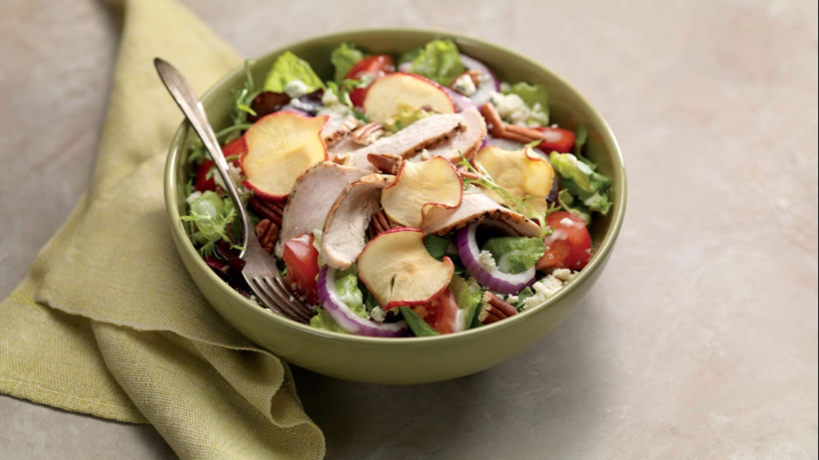 Order Caesar’s Apple Chicken Salad food online from Caeser Italian Restaurant store, Nashville on bringmethat.com
