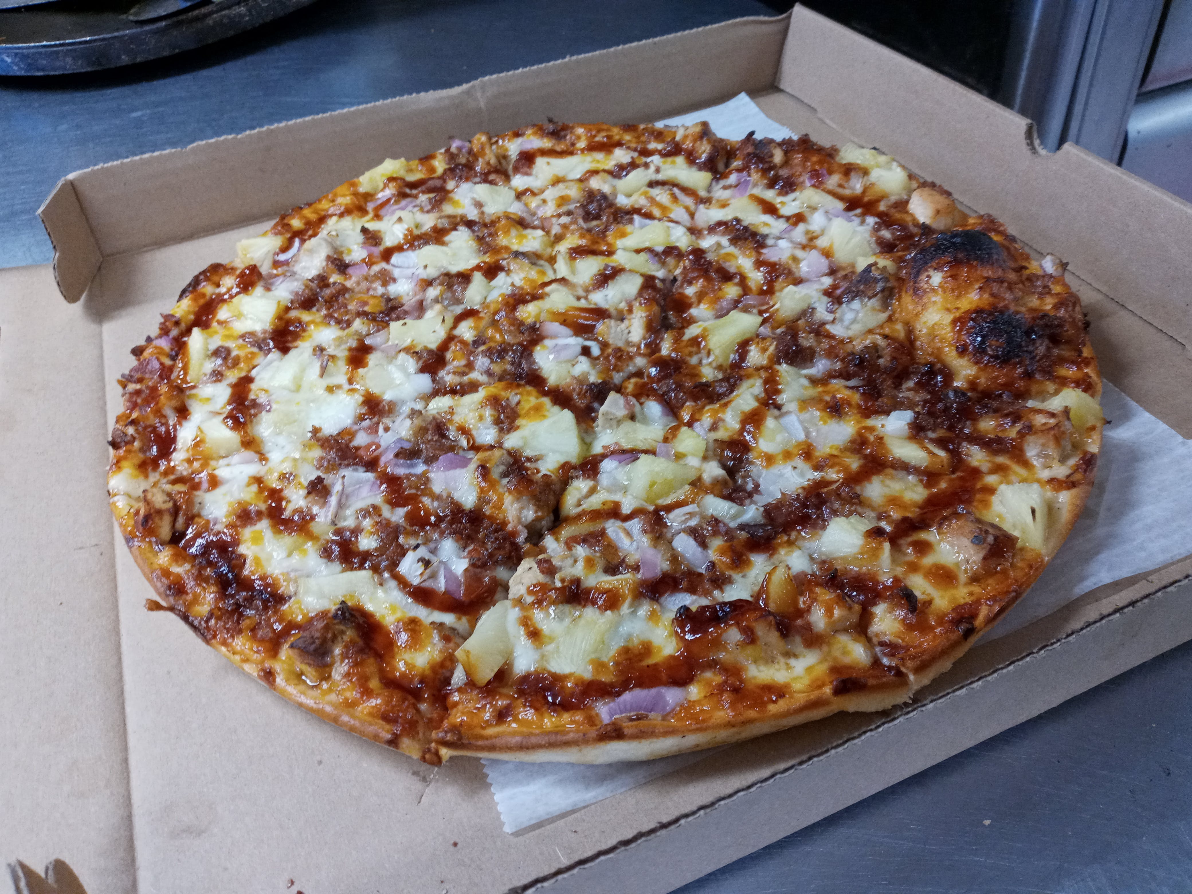 Order BBQ Island Pizza - Small 10'' food online from Bryantville Pizza Kitchen store, Pembroke on bringmethat.com