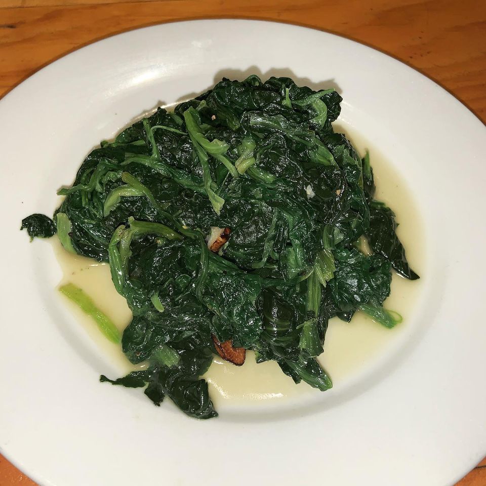 Order Sauteed Spinach food online from Vinny's Pizza & Pasta store, Cranford on bringmethat.com