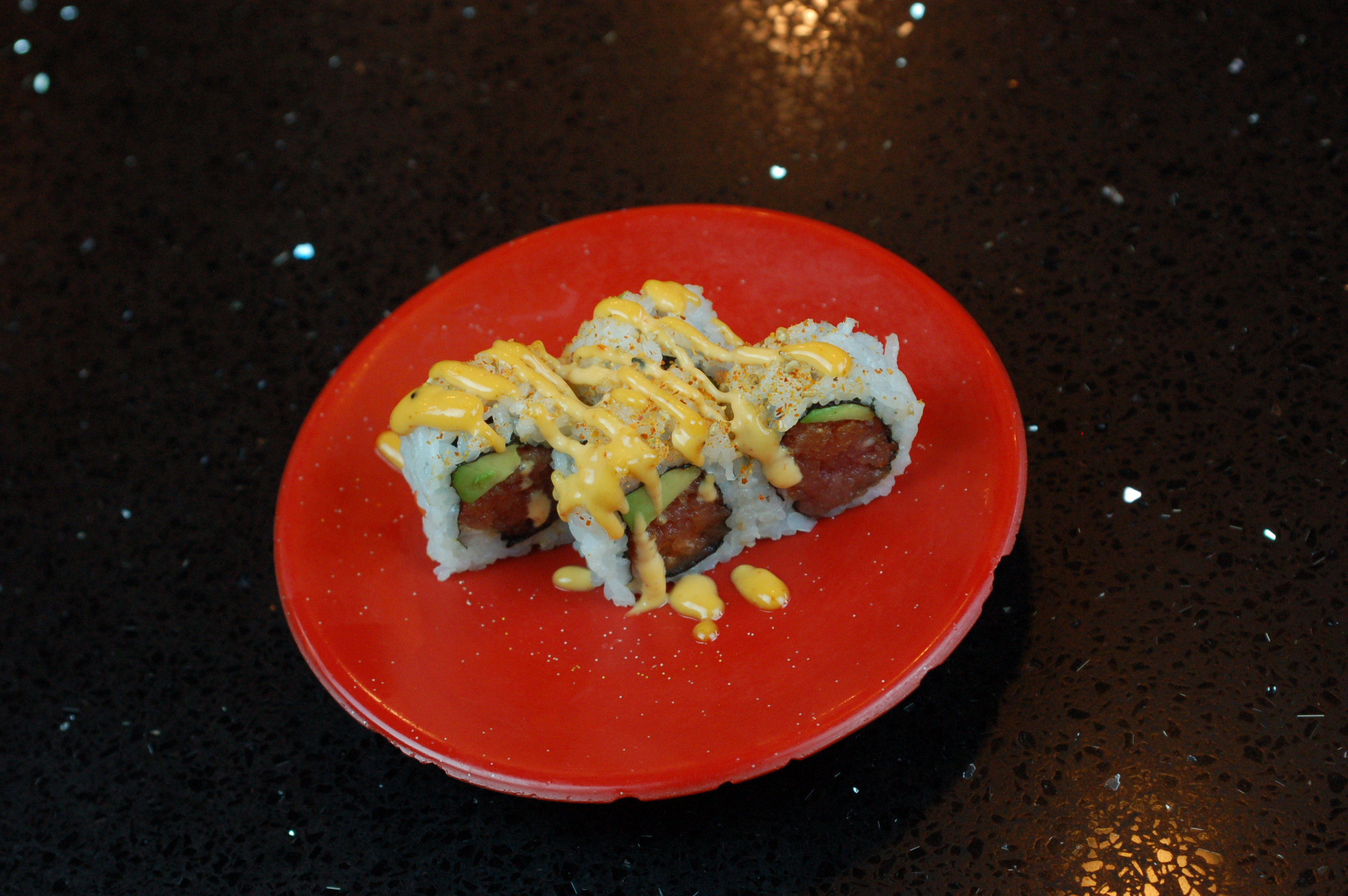 Order Spicy Tuna Roll food online from Sushi Hada store, Portland on bringmethat.com