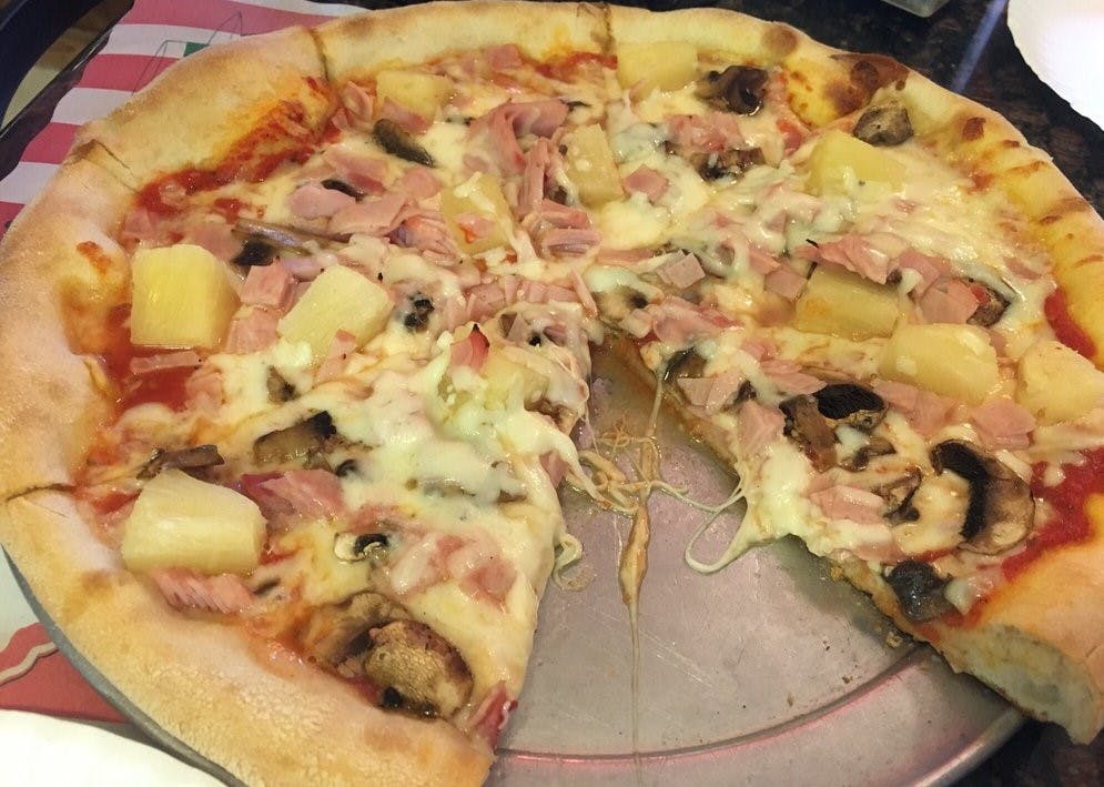 Order Hawaiian Pizza - Personal 10'' (8 Slices) food online from Villa Russo Pizzeria store, Clementon on bringmethat.com