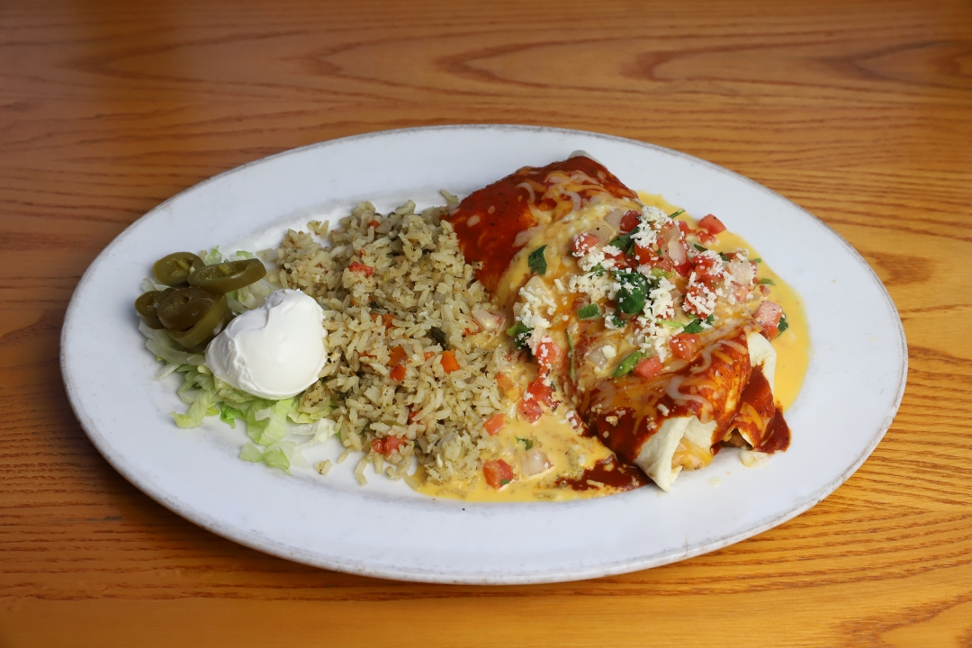 Order Burrito Chicken food online from Roja Mexican Grill store, Omaha on bringmethat.com