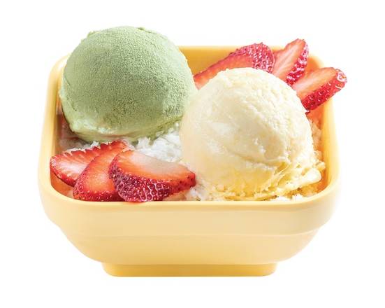 Order D5 - Durian & Matcha Ice Cream with Vanilla Frost 雪山榴蓮配綠茶雪糕 food online from Sweethoney Dessert store, Alhambra on bringmethat.com