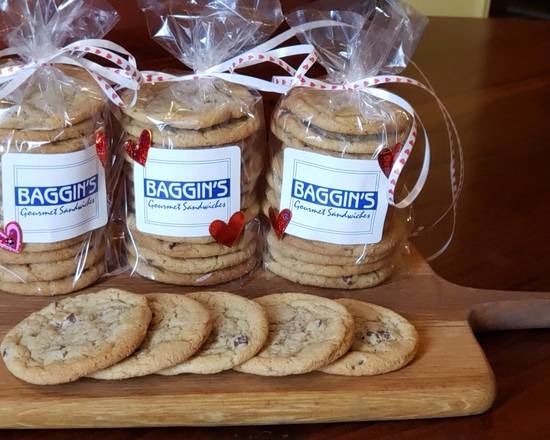 Order Dozen Cookies food online from Baggin's Gourmet Sandwiches store, Oro Valley on bringmethat.com