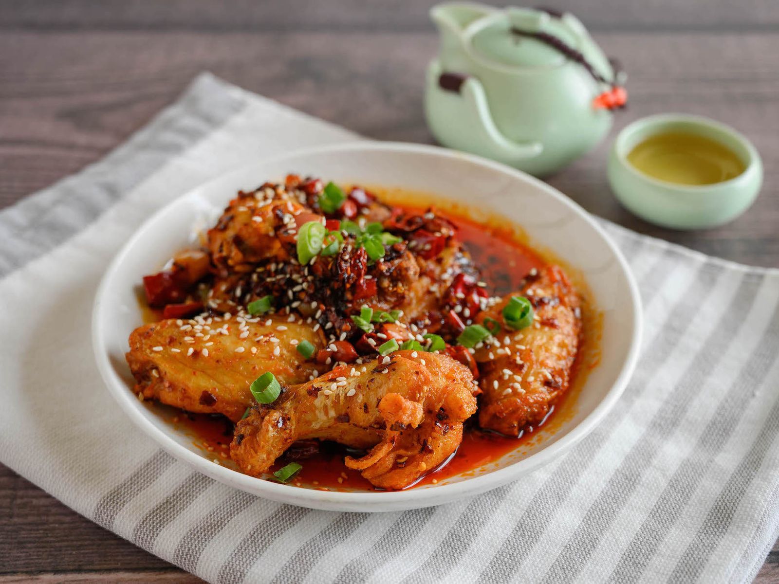 Order Hot & Spicy Chicken Wings 香辣鸡翅 food online from Lao Sze Chuan Chinese Restaurant store, Champaign on bringmethat.com