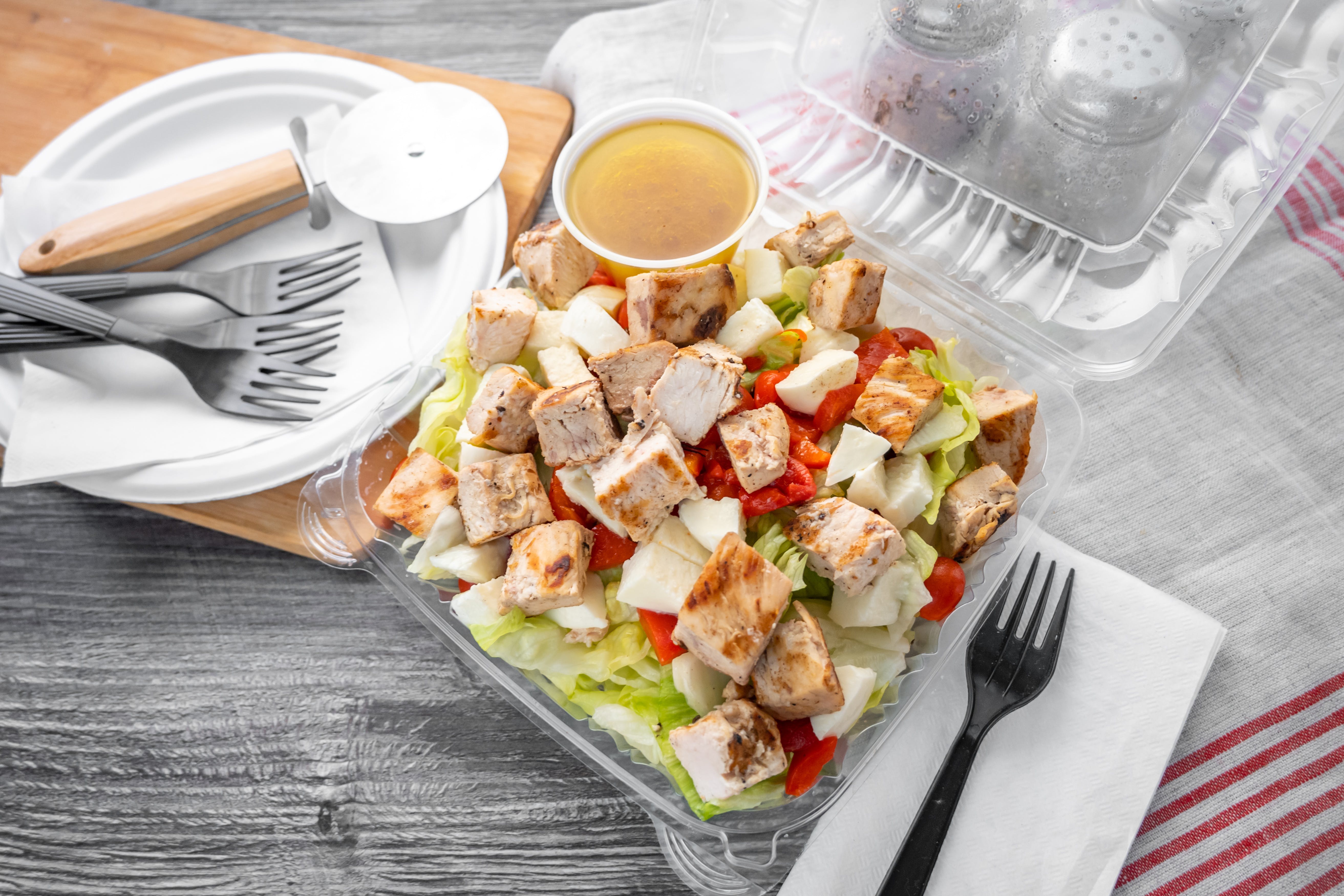 Order Firepit Salad - Salad food online from Firepit Pizzeria & Grill store, Springfield on bringmethat.com