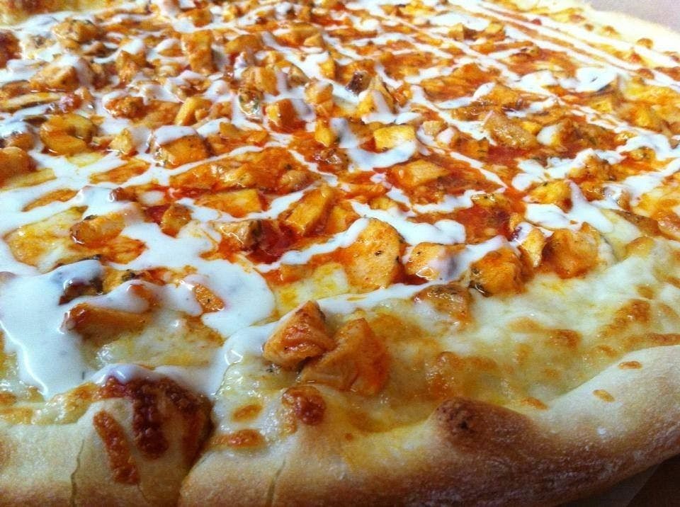Order Buffalo Chicken Pizza - Small 12" food online from Balsamo's Pizza store, Lindenwold on bringmethat.com