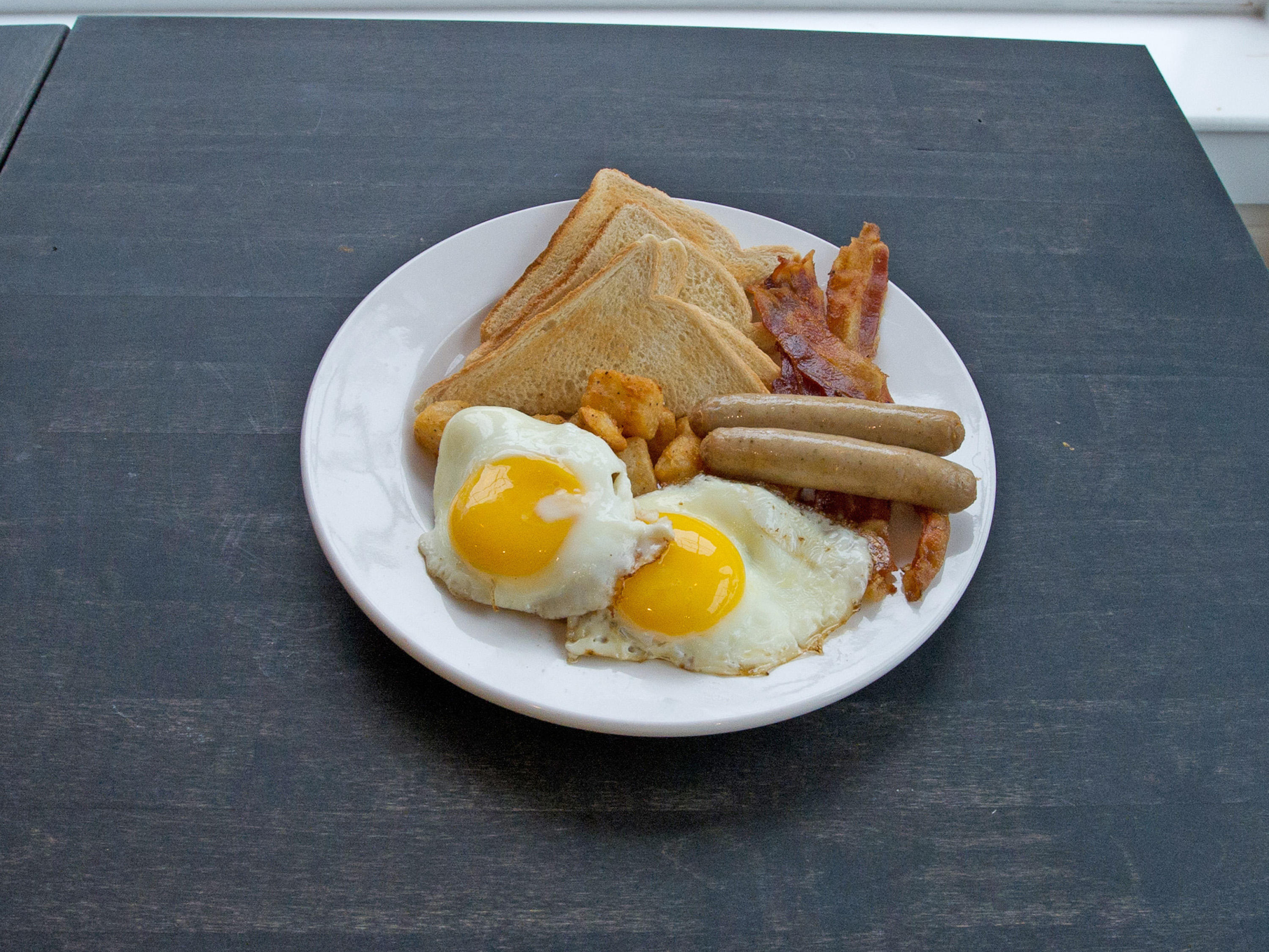 Order Single Breakfast Plate food online from Franklin St Cafe store, Framingham on bringmethat.com