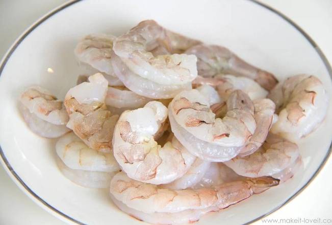 Order Cleaned Large Shrimp (Lb) food online from Ctown Supermarkets store, Uniondale on bringmethat.com