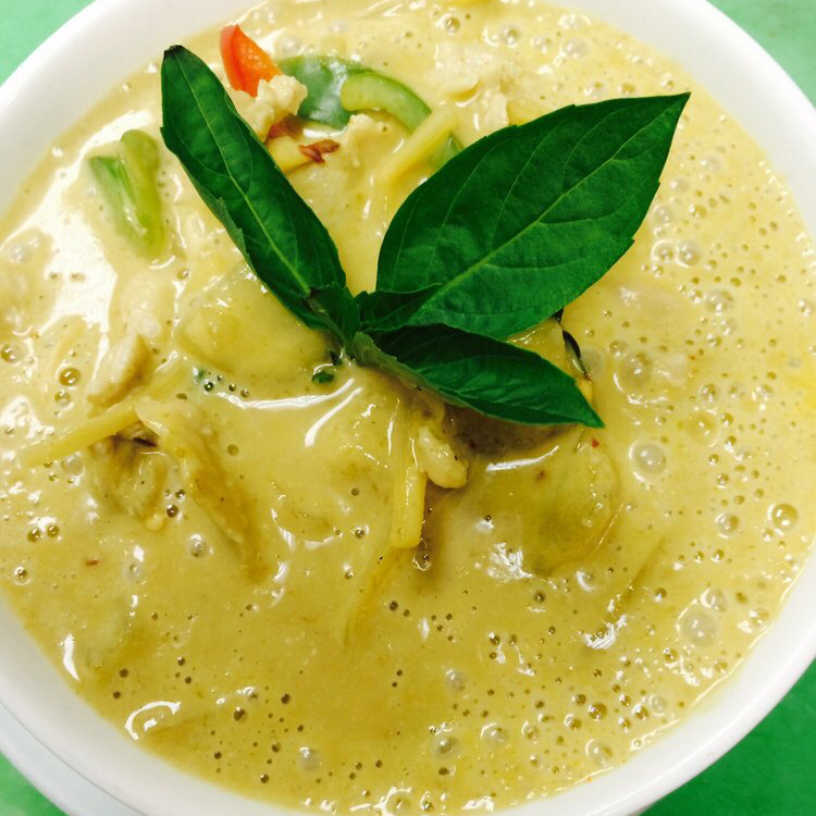Order Green Curry food online from Thai Silver Spoon store, Springboro on bringmethat.com