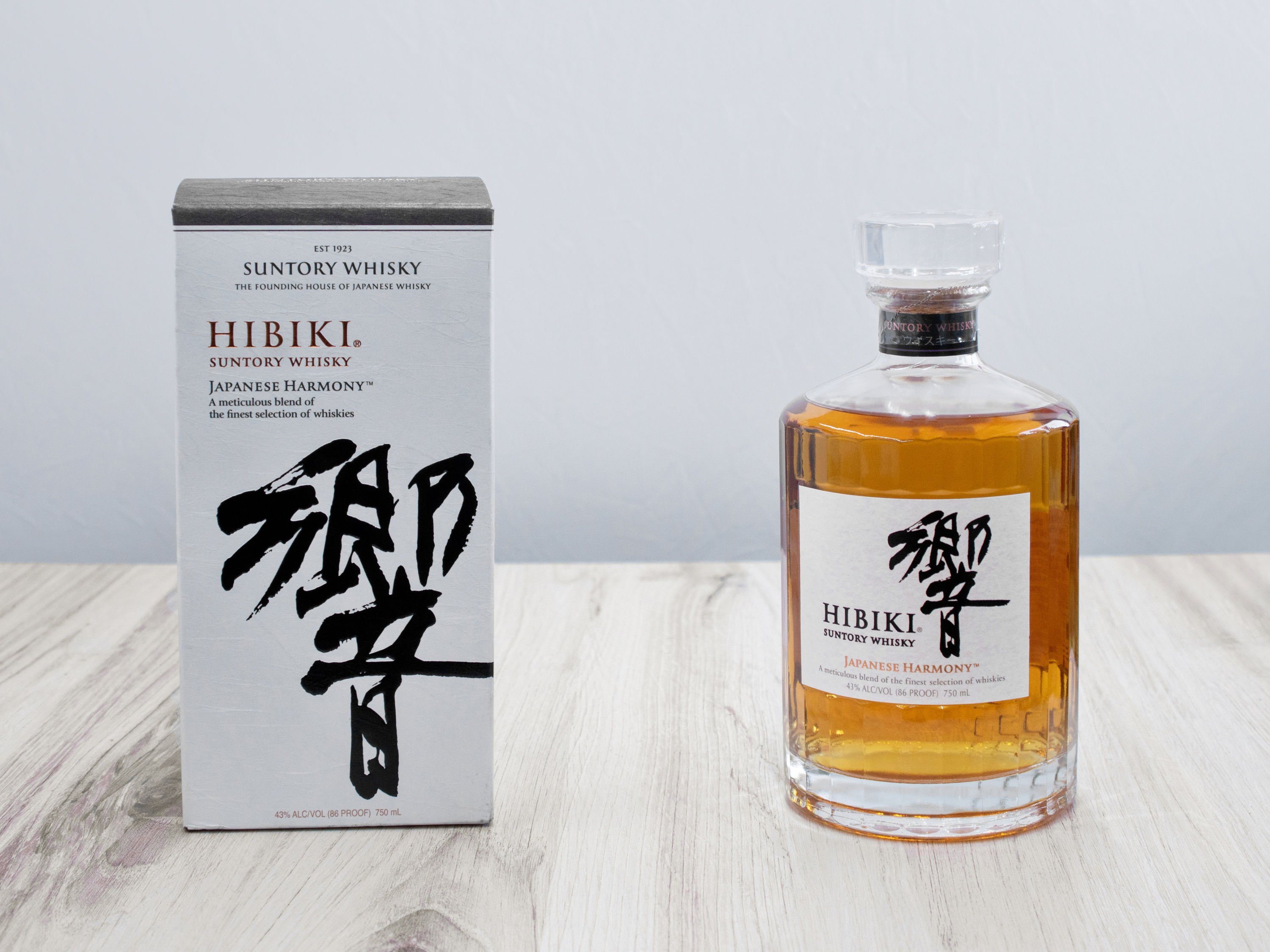 Order Hibiki Suntory Whiskey food online from Ok Liquor store, Lakewood on bringmethat.com