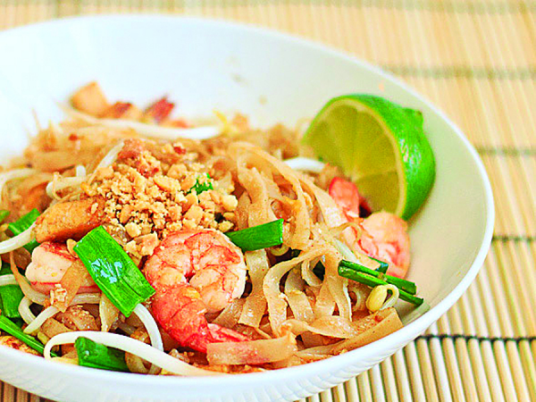 Order Shrimp Pad Thai food online from Chau's cafe store, Ashburn on bringmethat.com