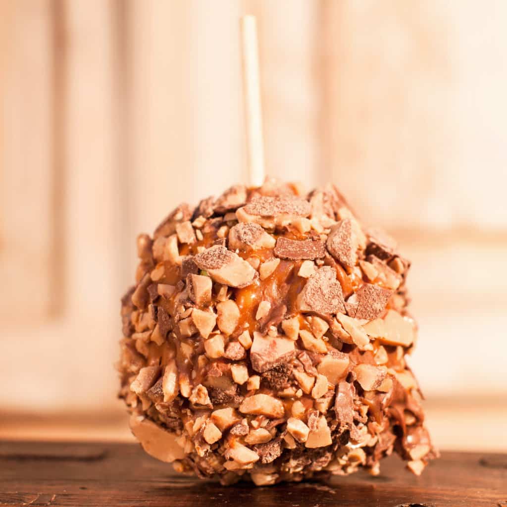 Order English Toffee Caramel Apple food online from Candy Apple Shoppe store, Glenwood on bringmethat.com