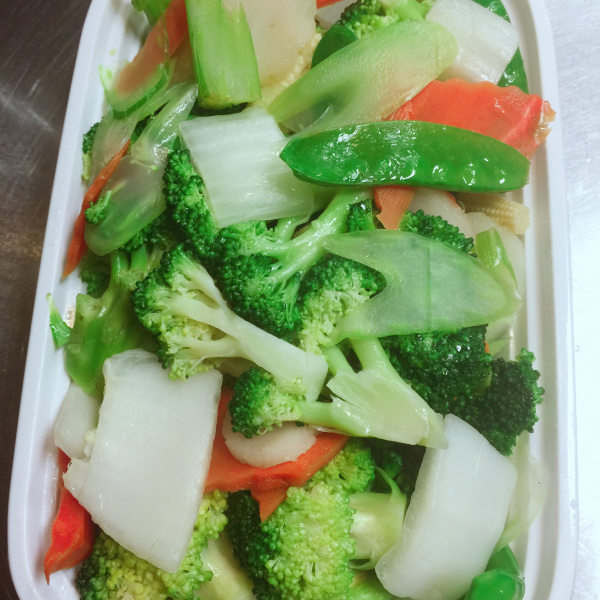 Order 66. Sauteed Mixed Vegetable food online from Heelok Asian Fusion store, Lumberton on bringmethat.com