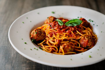 Order Spaghetti with Meatballs food online from Piubello Pizzeria Restaurant store, Atlanta on bringmethat.com