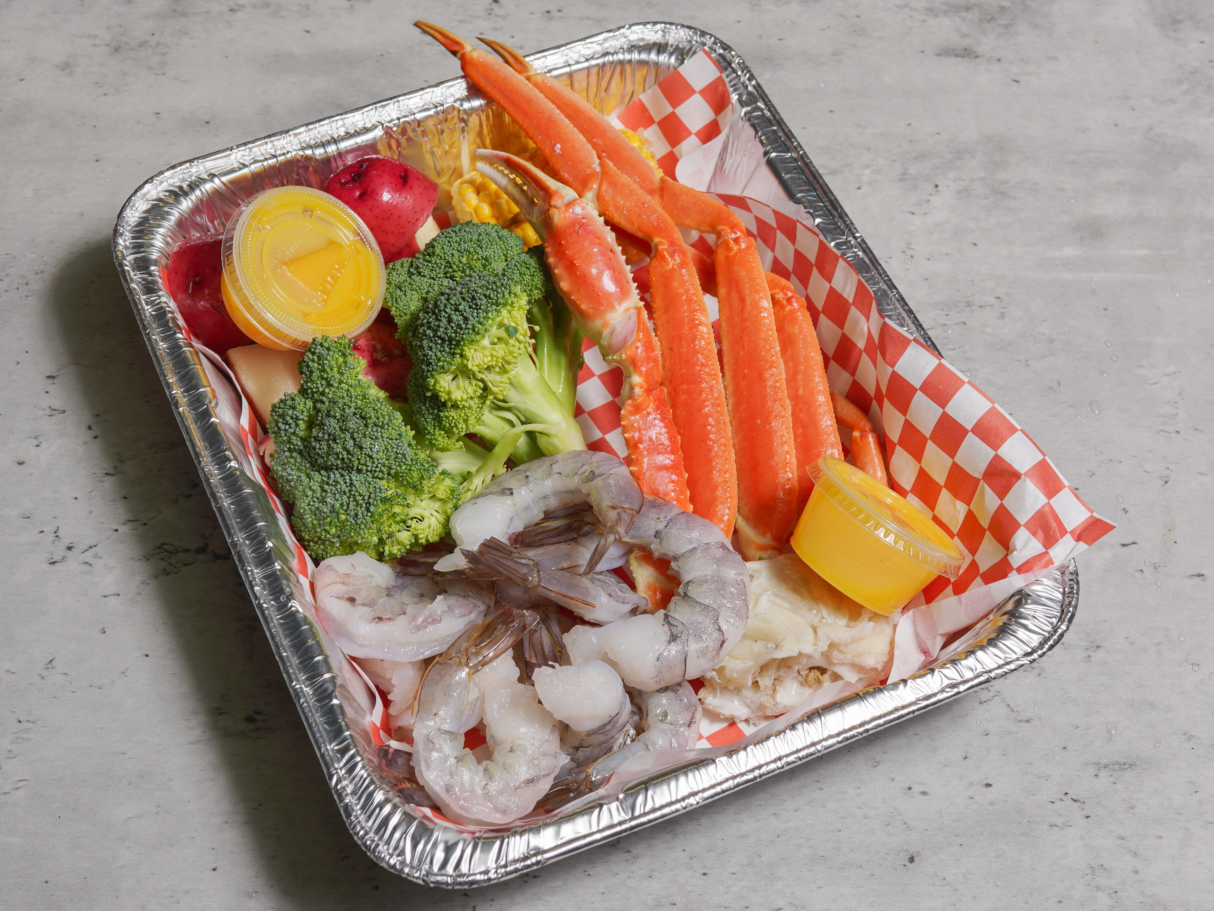 Order 27. One Snow Cluster and Half lb. Shrimp Combo Plate food online from The Crab House store, Chicago on bringmethat.com