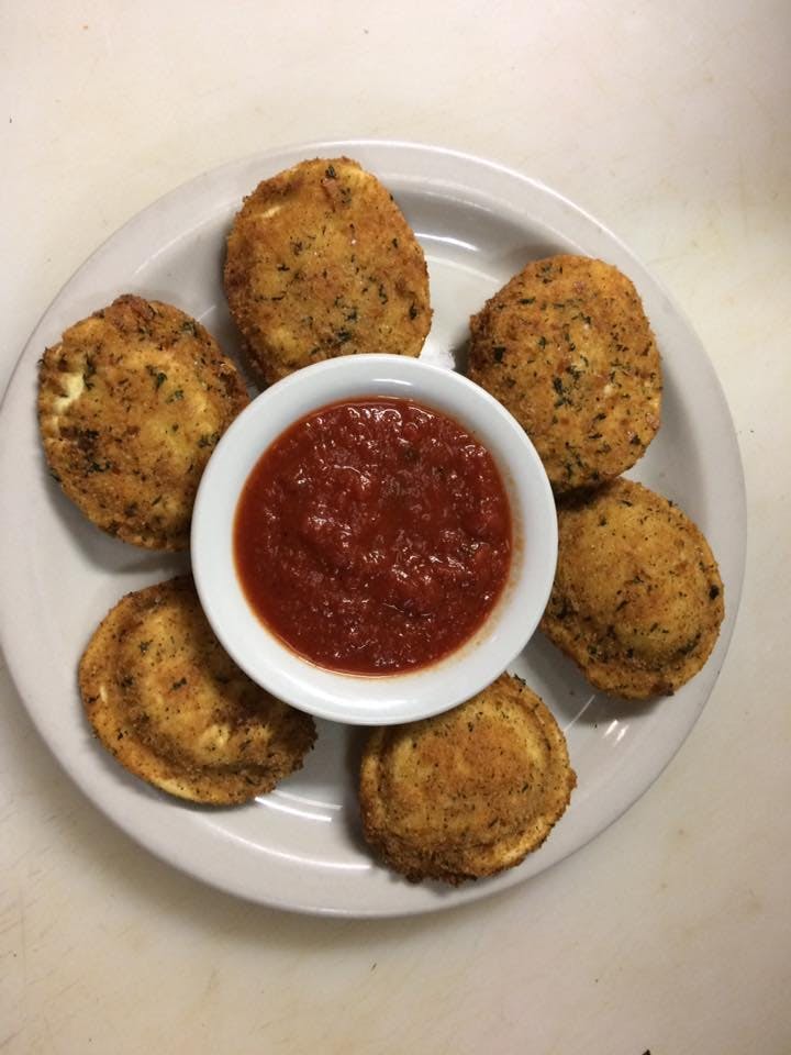 Order Fried Ravioli - 6 Pieces food online from 4 Brothers Pizzeria & Restaurant store, Greenwood Lake on bringmethat.com