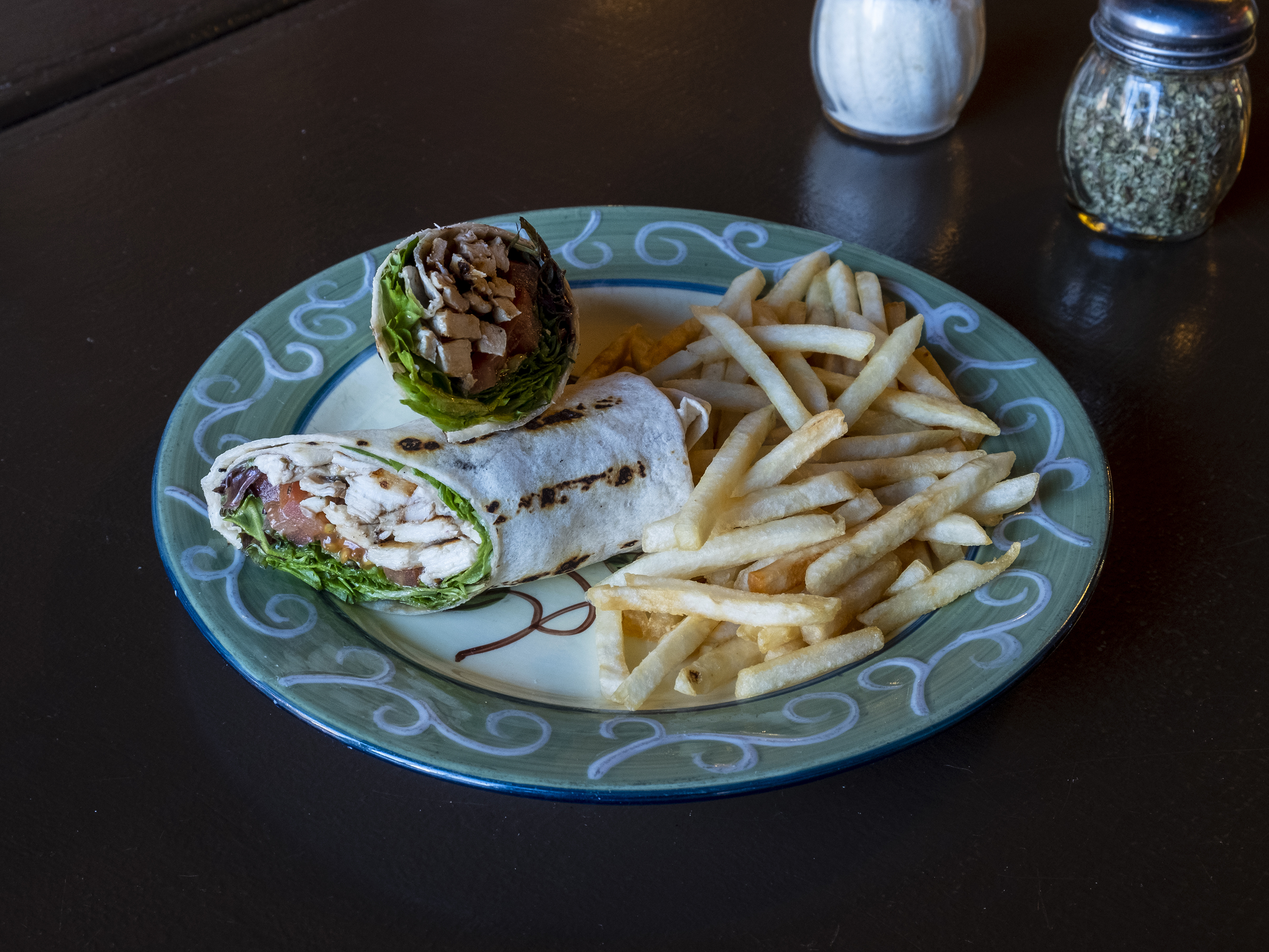 Order Grilled Chicken Wrap food online from Slices Pizzeria store, Hastings-on-Hudson on bringmethat.com