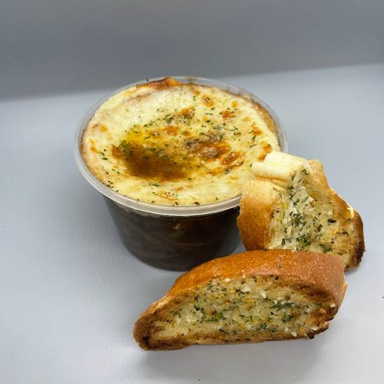 Order Signature Soup: French Onion food online from Lakeside Delicatessen-Verona store, Verona on bringmethat.com
