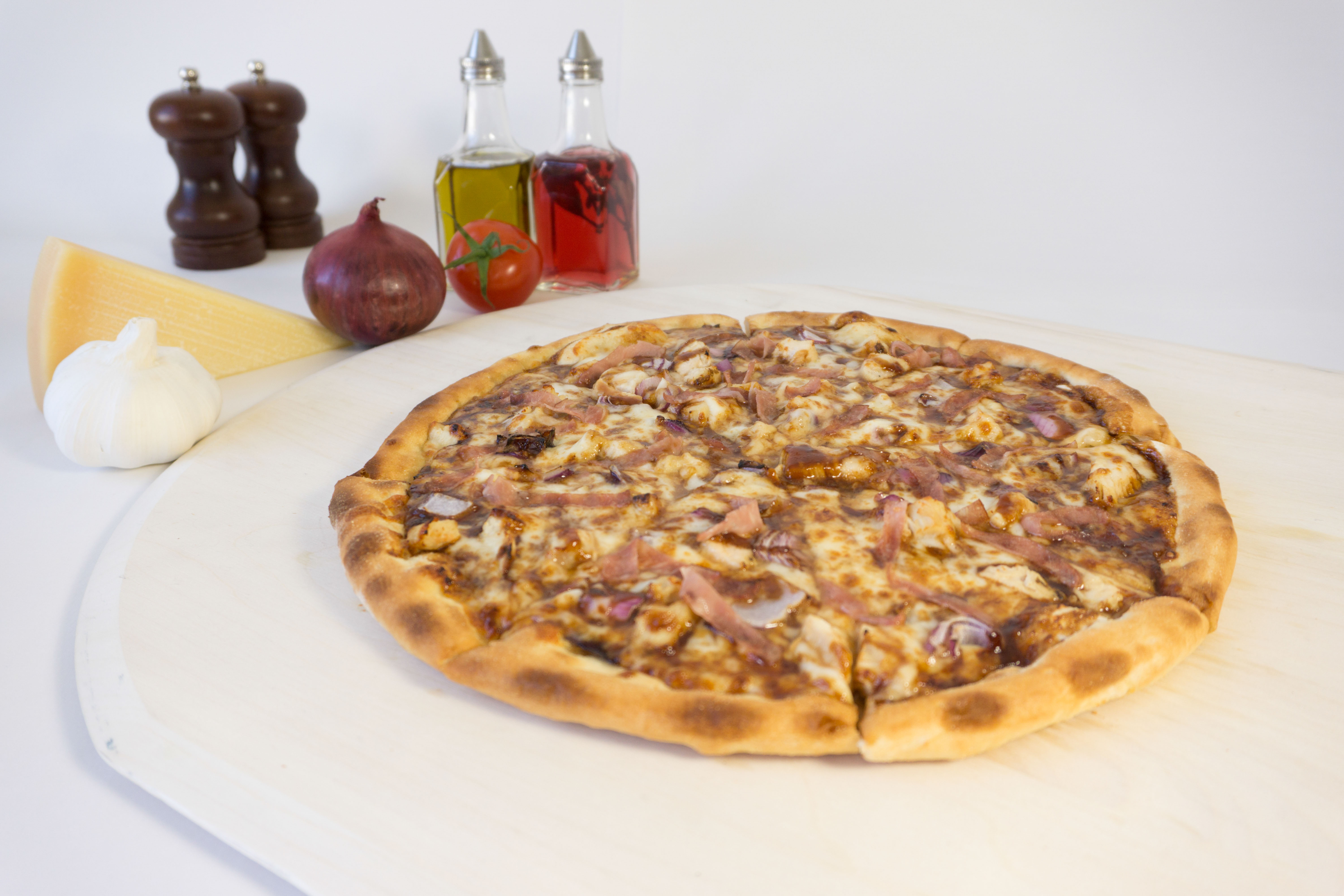 Order Country BBQ Pizza food online from Pizza D'Oro store, Washington on bringmethat.com
