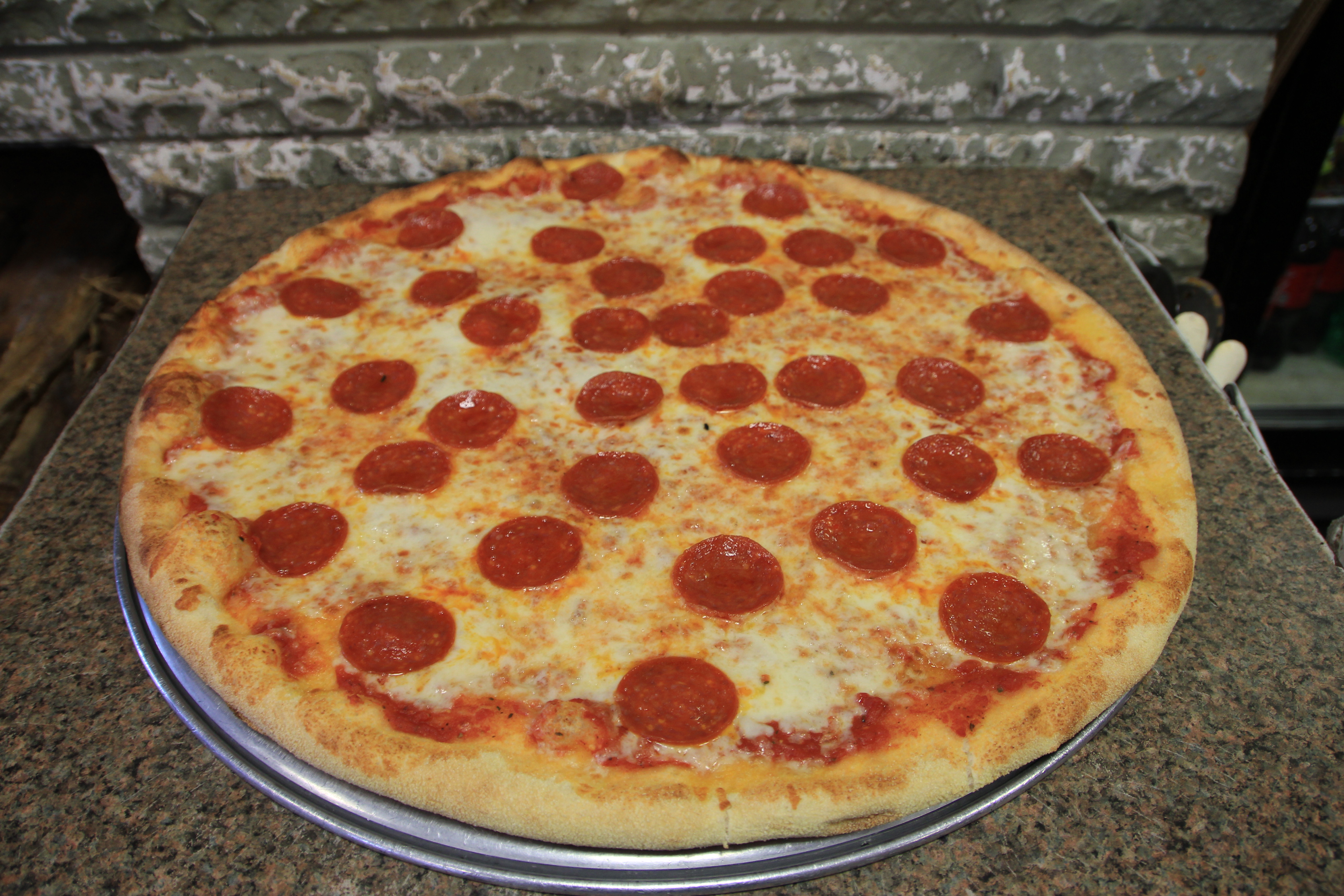 Order Pepperoni Slice food online from Davinci The Art Of Brick Oven Pizza store, Montclair on bringmethat.com