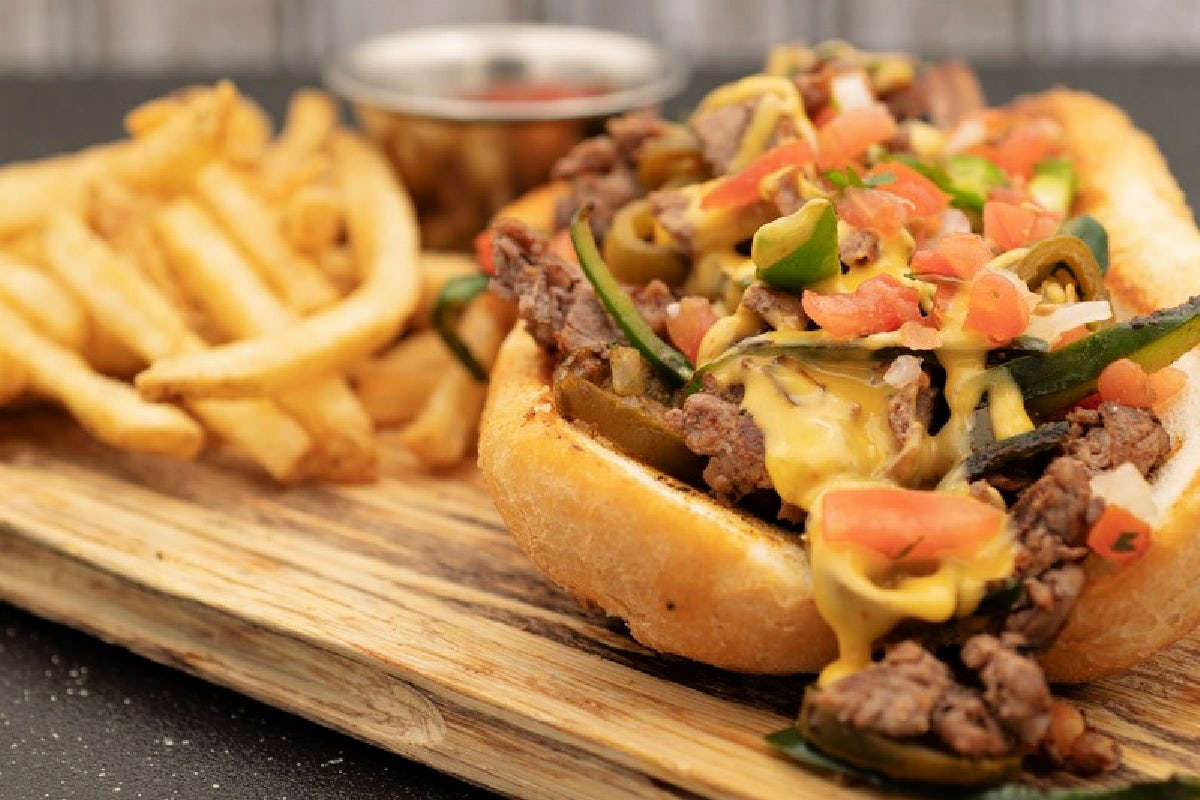 Order Texas-Style Cheesesteak food online from Twin Peaks store, Baton Rouge on bringmethat.com