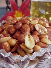 Order 401. Spanish Peanuts food online from Heggy Candy Company store, Canton on bringmethat.com