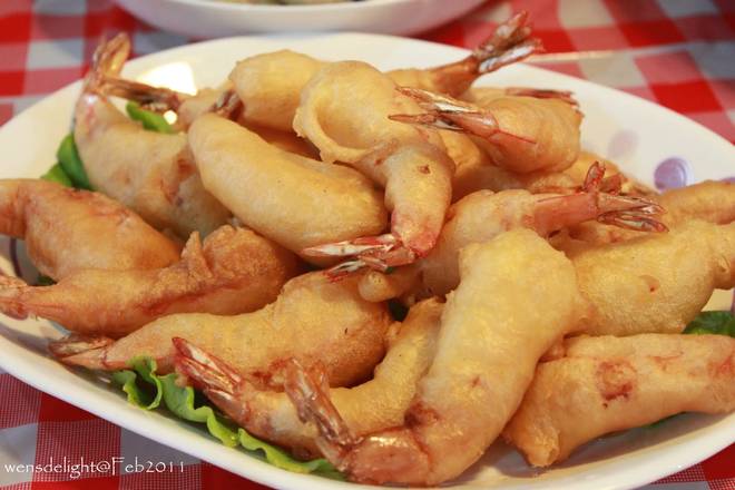 Order Fried Prawns food online from Happy Inn Chinese Cuisine store, Rosemont on bringmethat.com