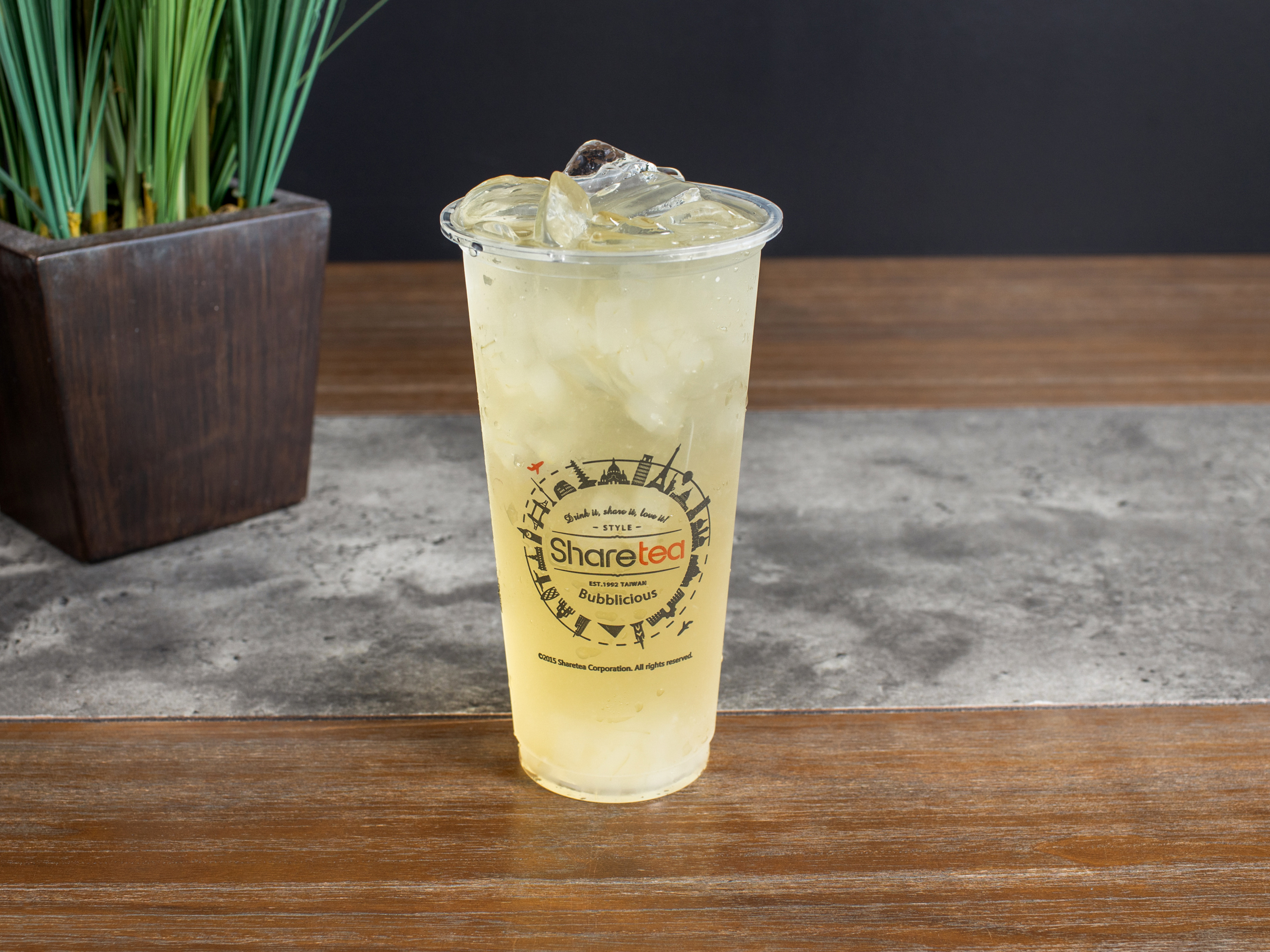 Order Honey Lemonade with Aloe Vera food online from Sharetea store, Pearland on bringmethat.com