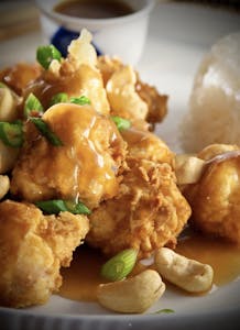 Order 7. Springfield Cashew Chicken food online from Iron Wok store, Kansas City on bringmethat.com