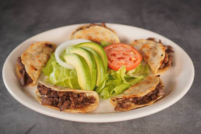 Order Tacos a la Plancha food online from Muelle 37 store, Donna on bringmethat.com
