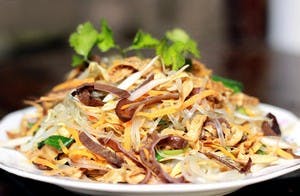 Order 71. Miến Xào Chay - Vegan Mosaic Pathway food online from Present Restaurant store, Falls Church on bringmethat.com