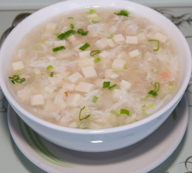 Order Seafood Chowder with Tofu food online from Uncle Yips Seafood and Dim Sum store, Cincinnati on bringmethat.com