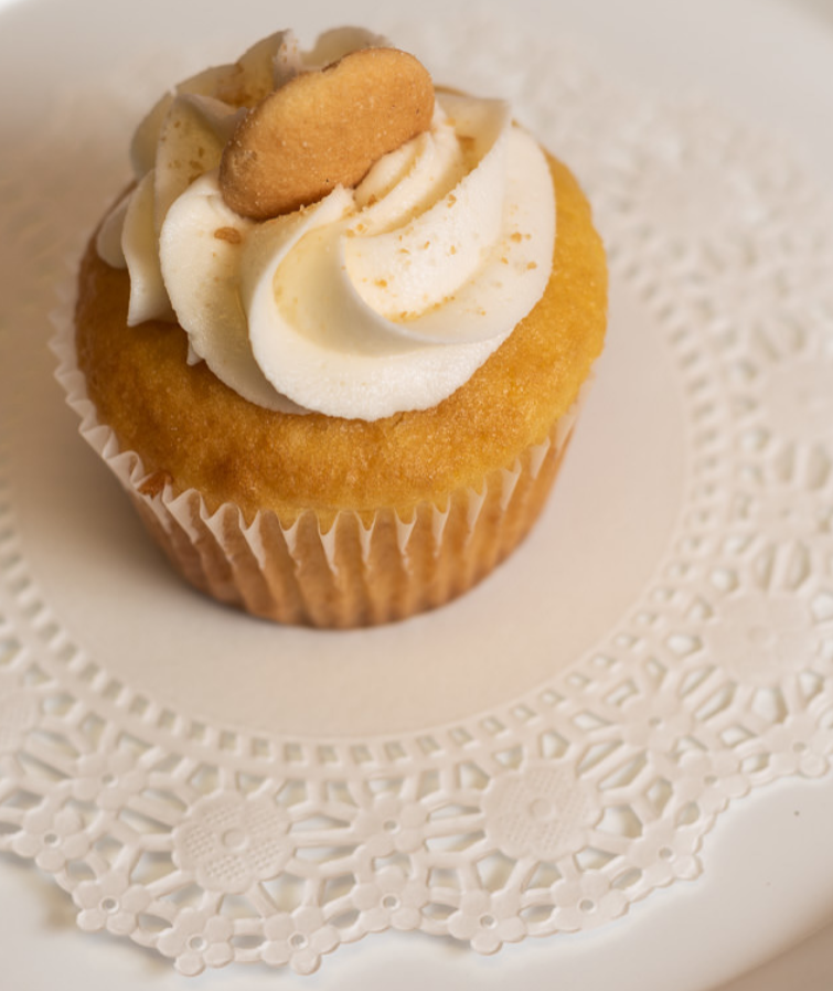 Order Banana Pudding Cupcake food online from Cynthia Kitchen store, Humble on bringmethat.com