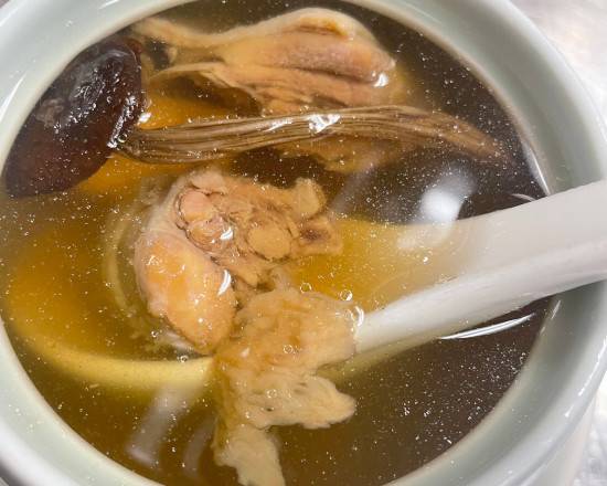Order Chicken soup Simmer W Tea Tree Mushroom(PP)/茶樹菇老雞湯(位) food online from Dongpo Restaurant store, Arcadia on bringmethat.com