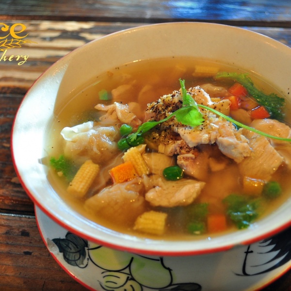 Order Wonton Soup food online from Rice Thai Cookery store, Portland on bringmethat.com