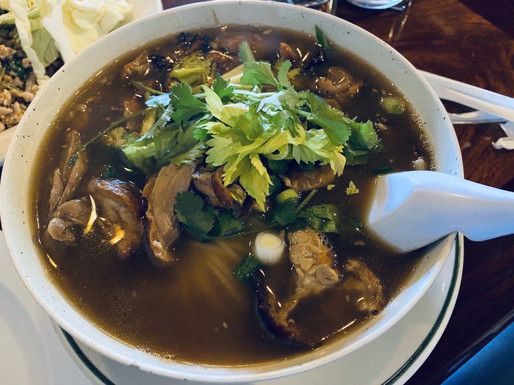 Order Duck Noodle Soup food online from Lucki Thai Restaurant store, Las Vegas on bringmethat.com