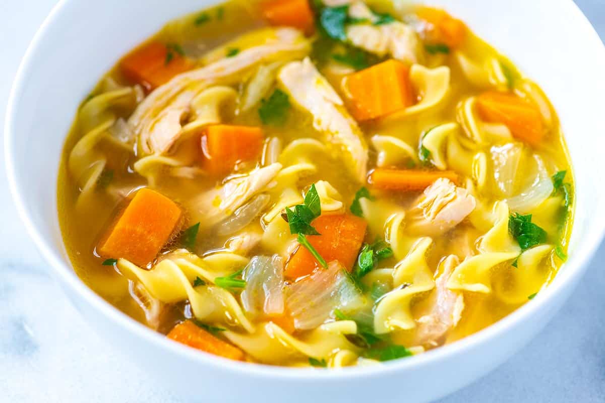 Order Home Made Chicken Noodle Soup food online from Metropolitan Cafe store, Fairview on bringmethat.com