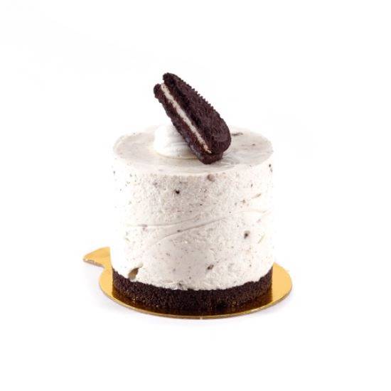 Order Oreo Mousse Slice food online from Shanghai Cafe store, Duluth on bringmethat.com