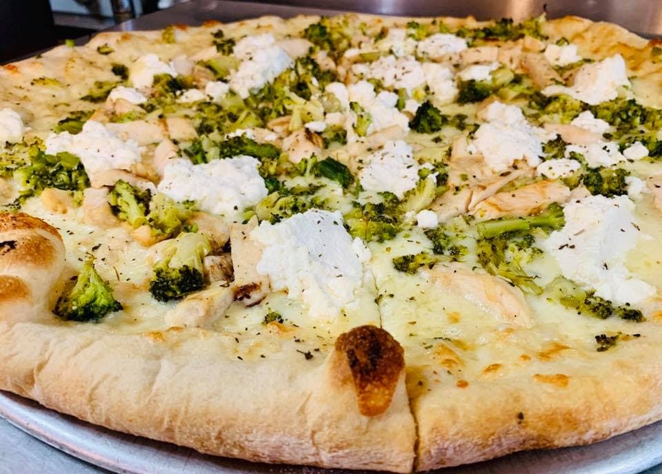 Order Chicken & Broccoli Pizza - Pizza food online from Mama Pizza III store, Coplay on bringmethat.com